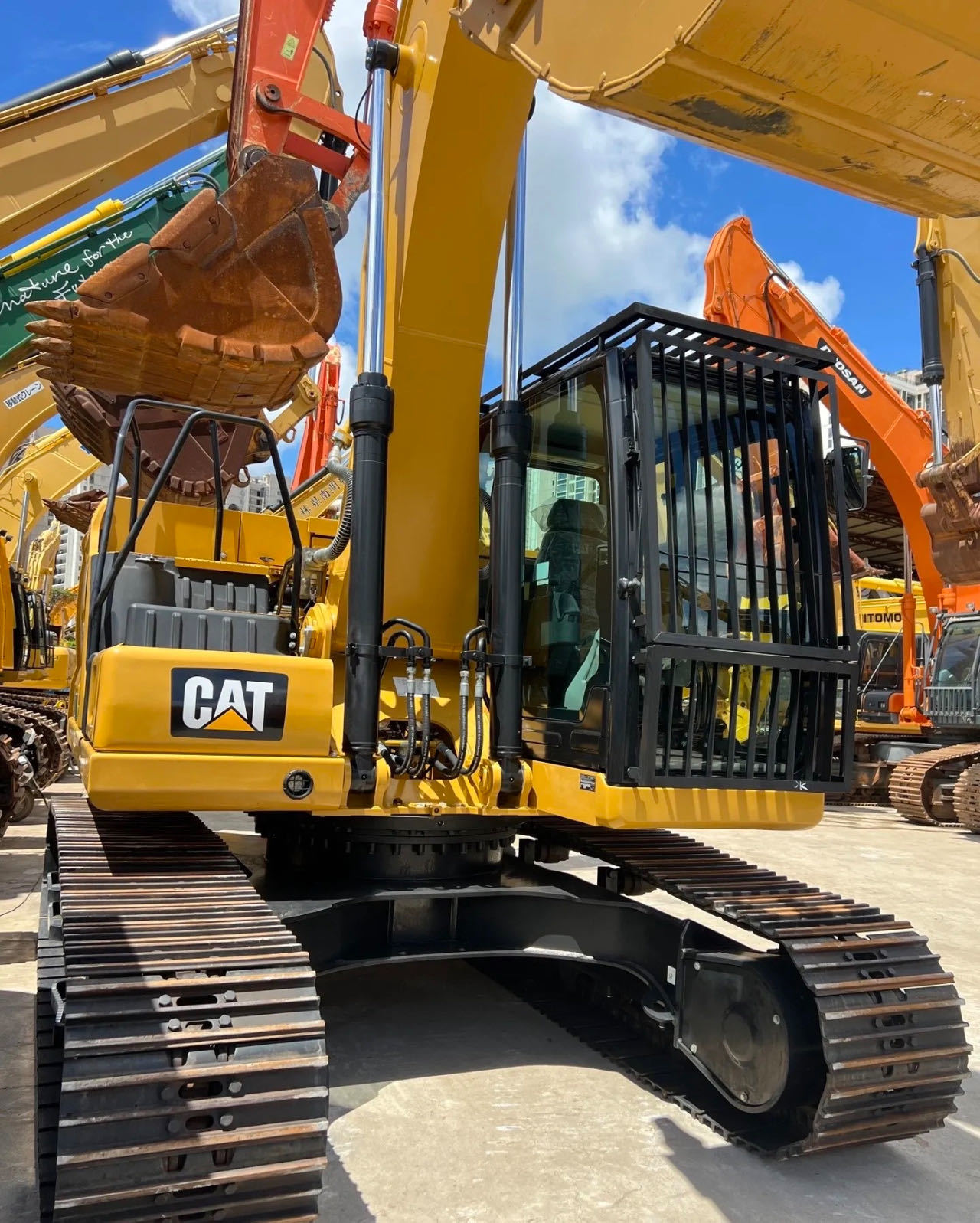 Excavadora hidráulica CAT 320GC de 20 toneladas | Bajo consumo de combustible | Equipo pesado