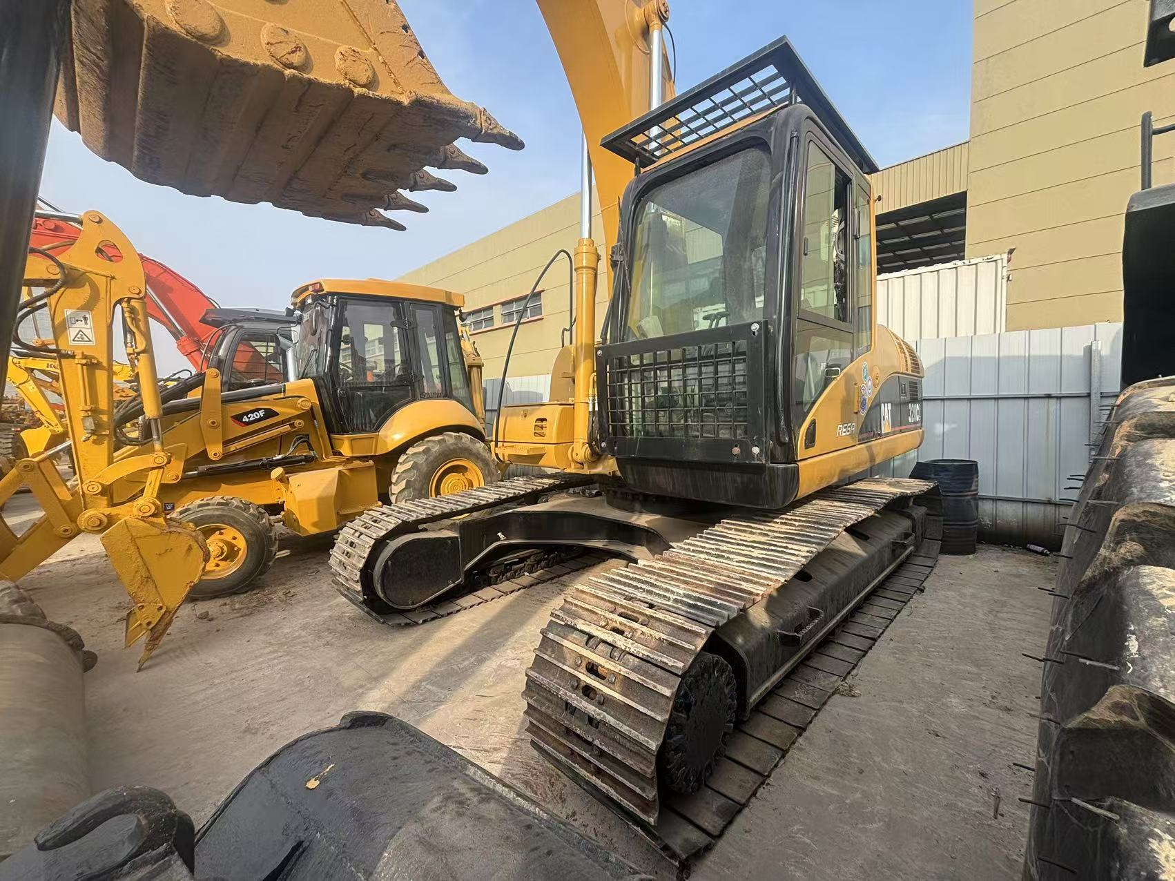Excavadora usada Caterpillar 320CL | Máquina robusta de 20 toneladas | Buen estado