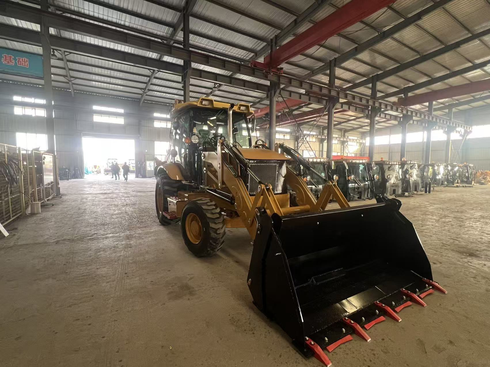 YUYAN 366T Retroexcavadora con pala cargadora | 7600 kg | Cuchara cargadora de 1,35 m³ | Retroexcavadora de 0,3 m³ | Personalizable OEM/ODM