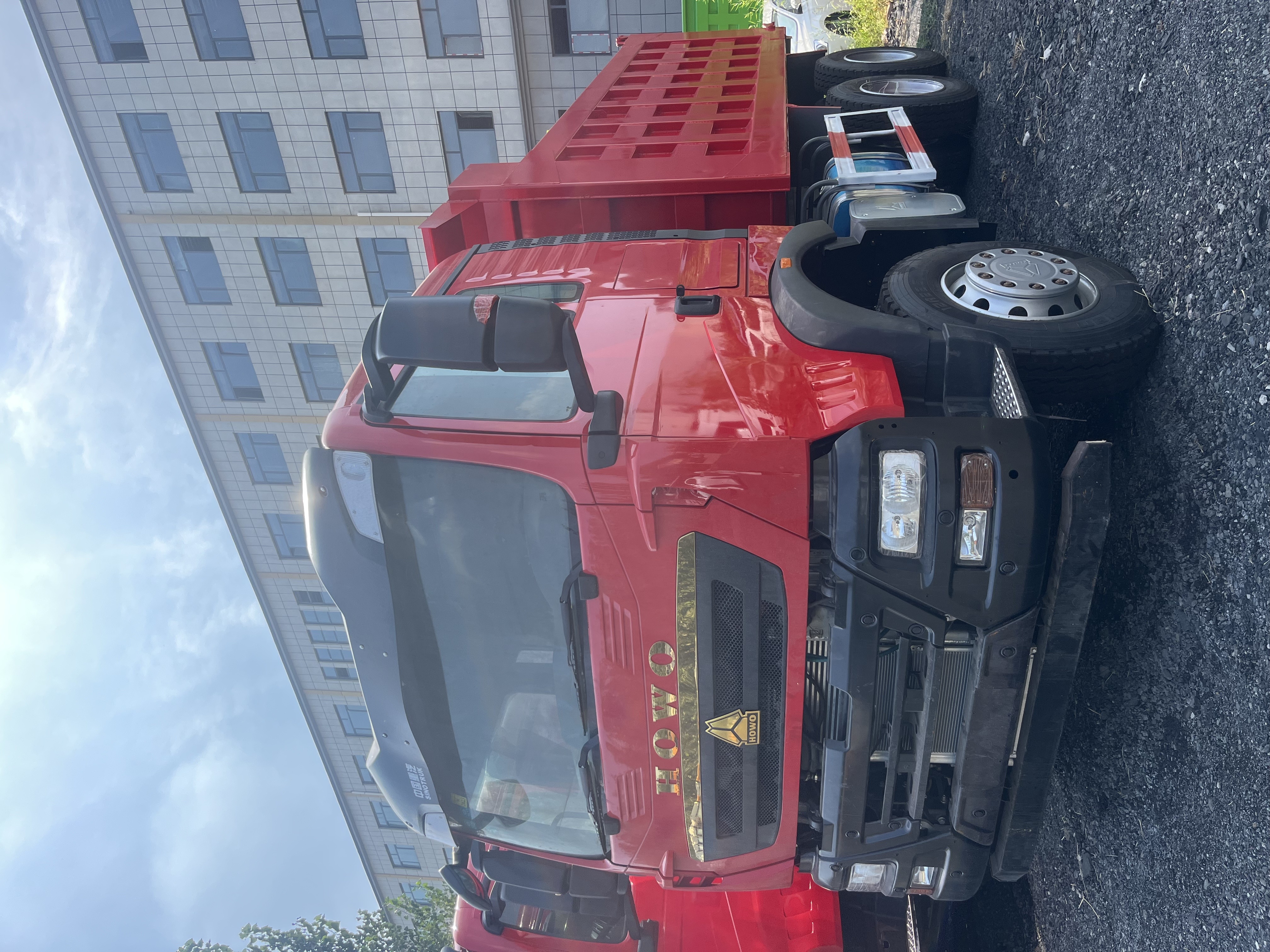 Camión volquete SINOTRUK HOWO TX 6×4 de 400 CV – Camión minero pesado Euro III