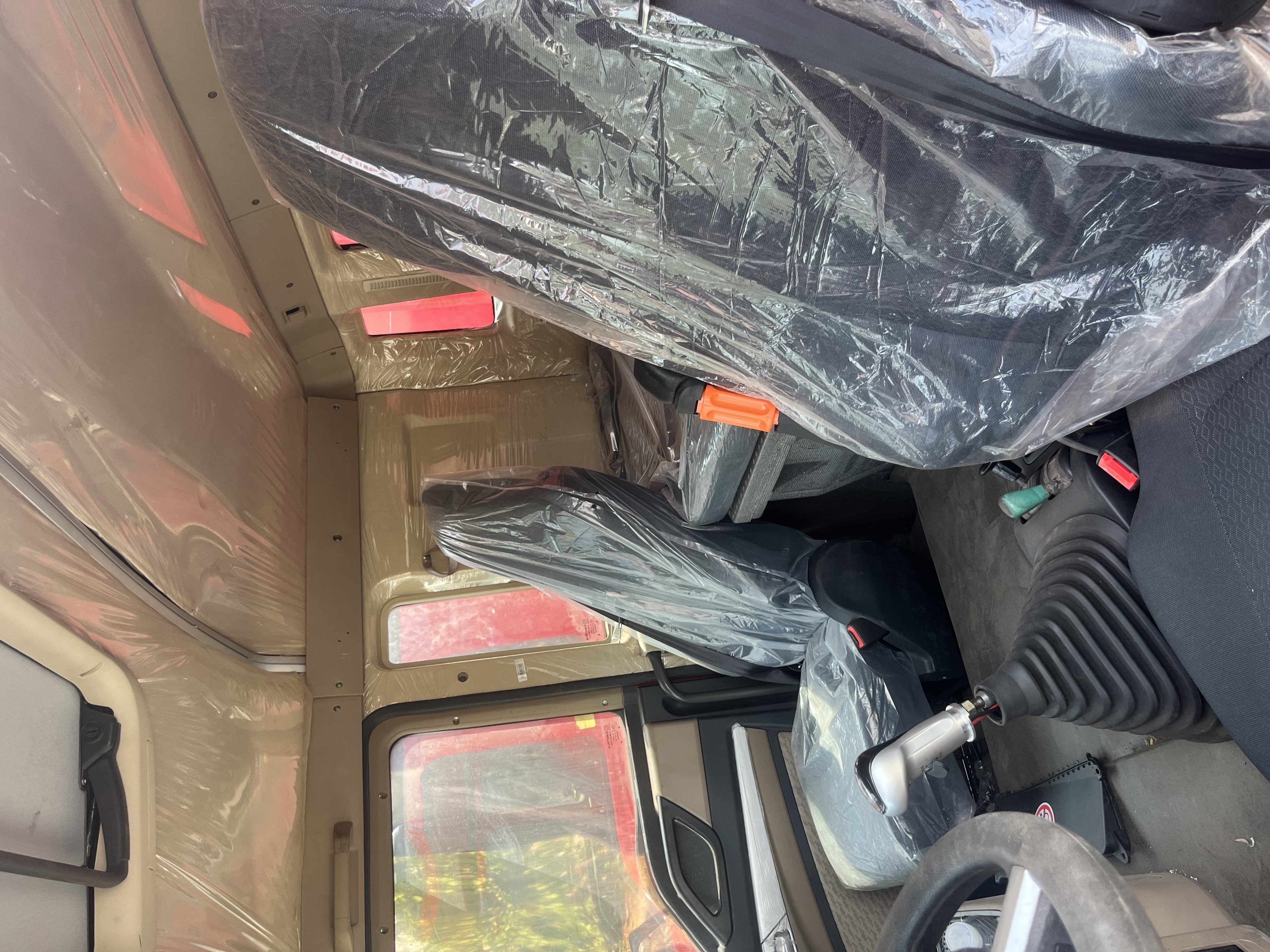 Camión volquete SINOTRUK HOWO TX 6×4 de 400 CV – Camión minero pesado Euro III